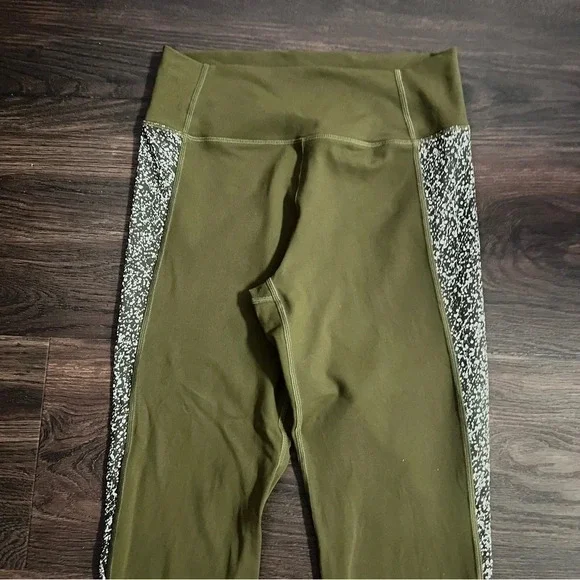 ZYIA Active Olive Green Speckled Stripe 7/8 Leggings Size 8-10 - Picture 5 of 10